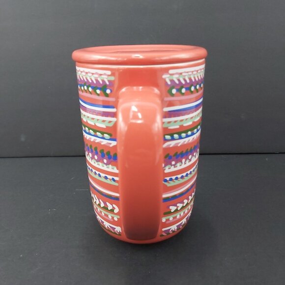 Davids Tea Cup Nordic Mug with Lid Cozy Sweater Design Coral Pink Base Colour - Picture 2 of 12